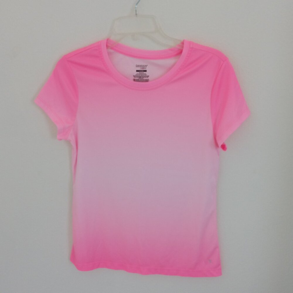Danskin Now pretty pink ombre color top, Size M